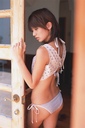Akina-Minami-spine025-upper.jpg