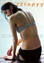 anna_ishibashi_spine_003.jpg