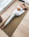 flo_spine_101.jpg